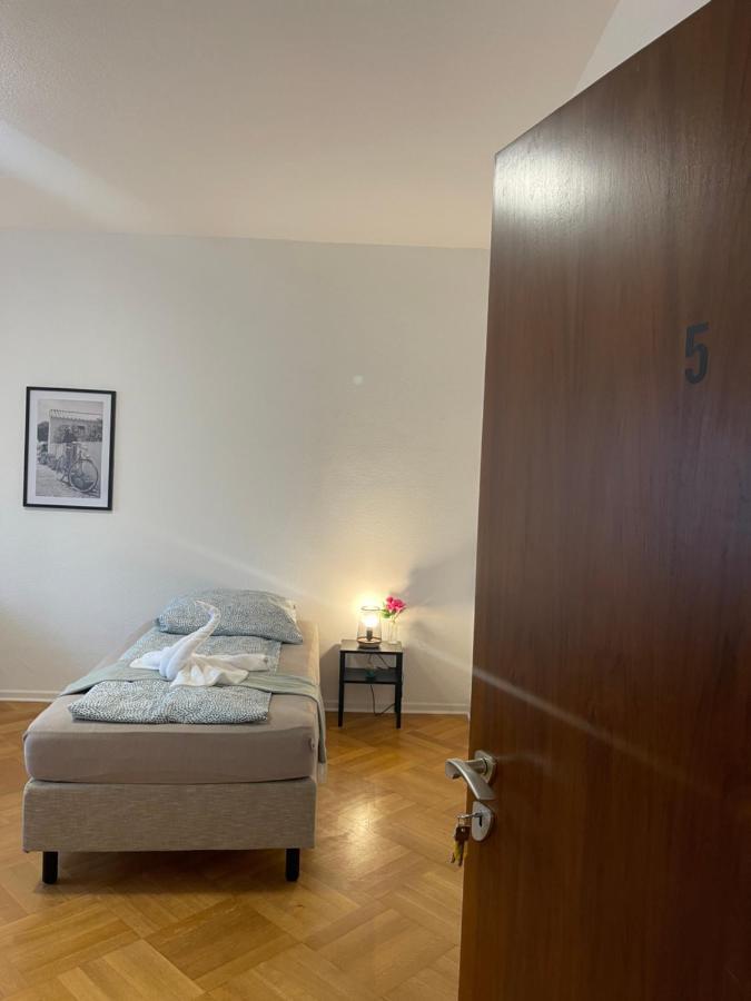 Comfortable Shared Apartment With Private Room In Весселінґ Екстер'єр фото