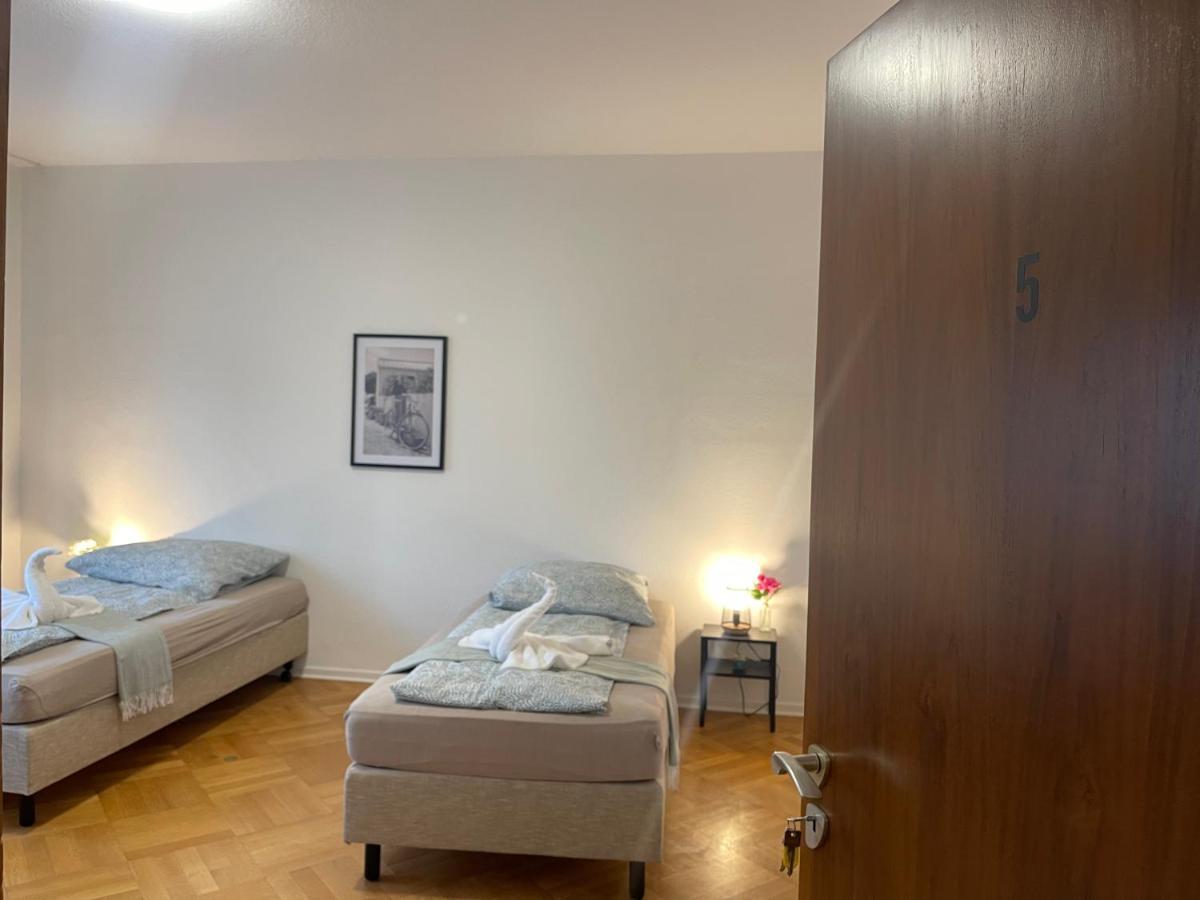 Comfortable Shared Apartment With Private Room In Весселінґ Екстер'єр фото