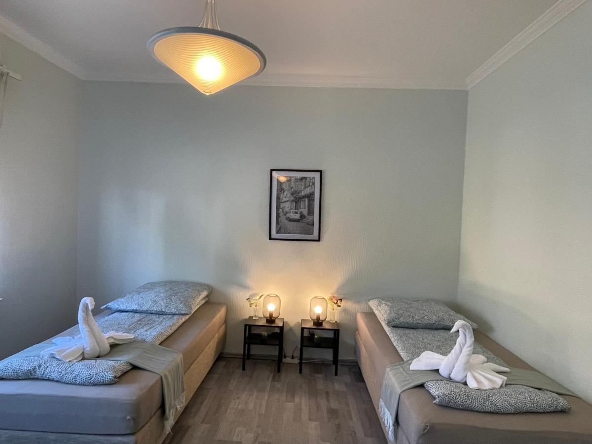 Comfortable Shared Apartment With Private Room In Весселінґ Екстер'єр фото