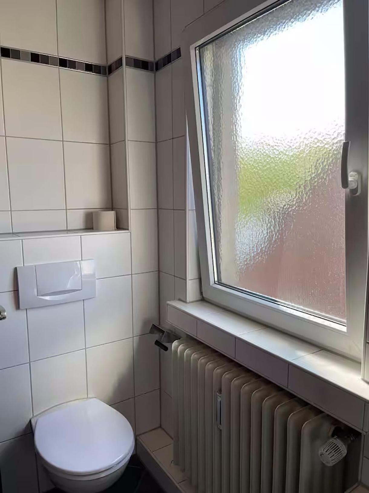 Comfortable Shared Apartment With Private Room In Весселінґ Екстер'єр фото